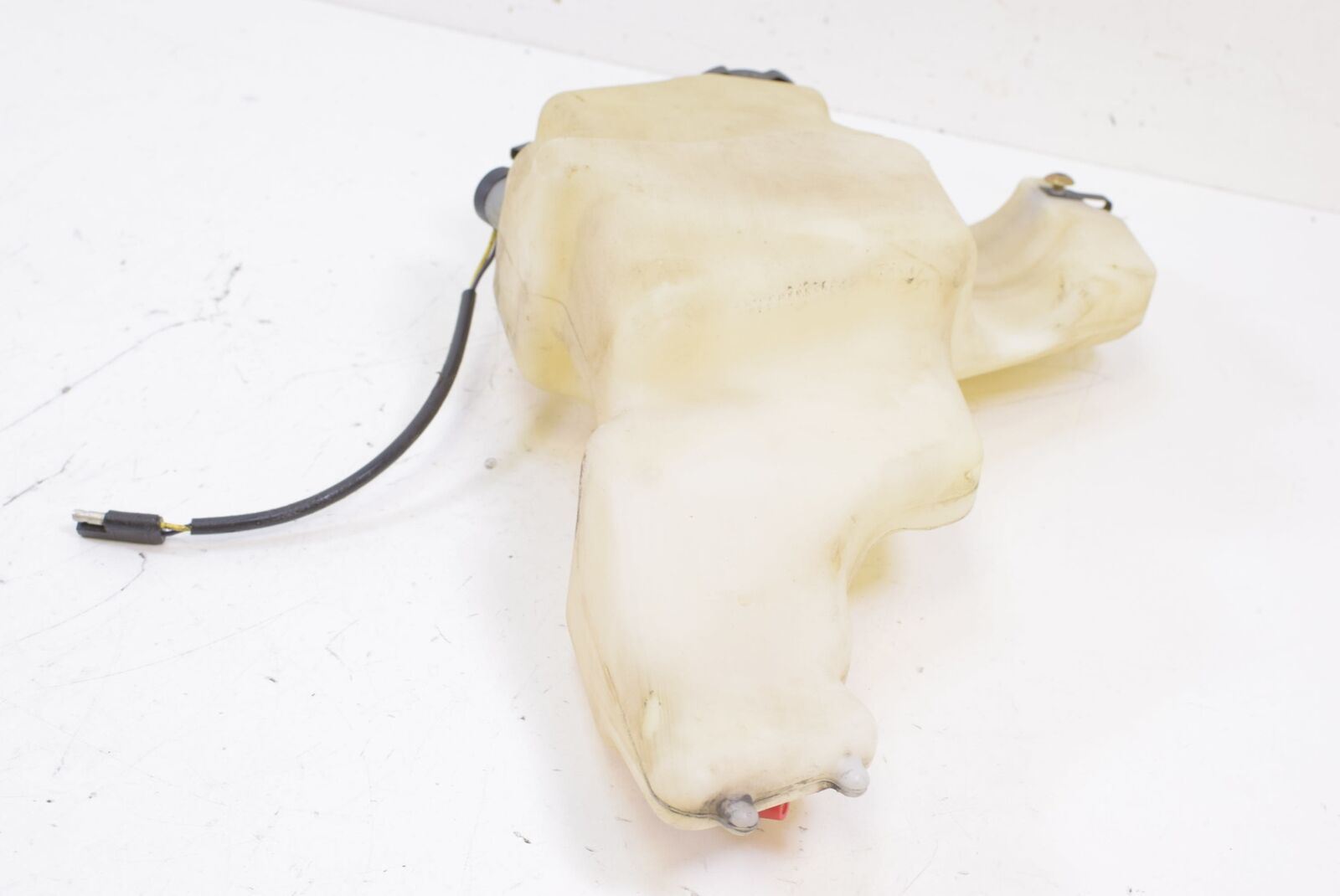 2010 Polaris Dragon RMK 800 S10PG8ESA Oil Tank Reservoir 2520650 {{ shop.shopifyCountryName }} - Mototech271