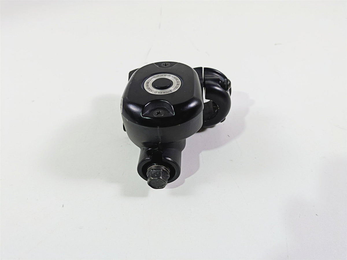 2009 Harley XR1200 Sportster Front Brake Master Cylinder 5/8" 42941-08 {{ shop.shopifyCountryName }} - Mototech271