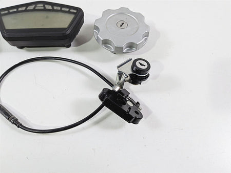 2016 Ducati Hypermotard 939 SP Speedometer Ignition Switch Key Set 11k 40611222B-Mototech271