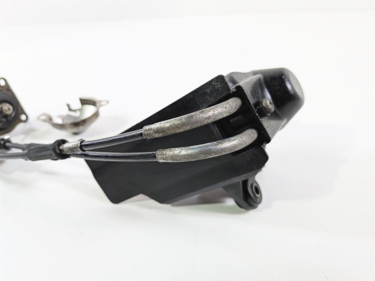 2008 Yamaha YZF R1 RN19 Exhaust Valve & Actuator Servo Motor 5VY-85820-10-00 {{ shop.shopifyCountryName }} - Mototech271