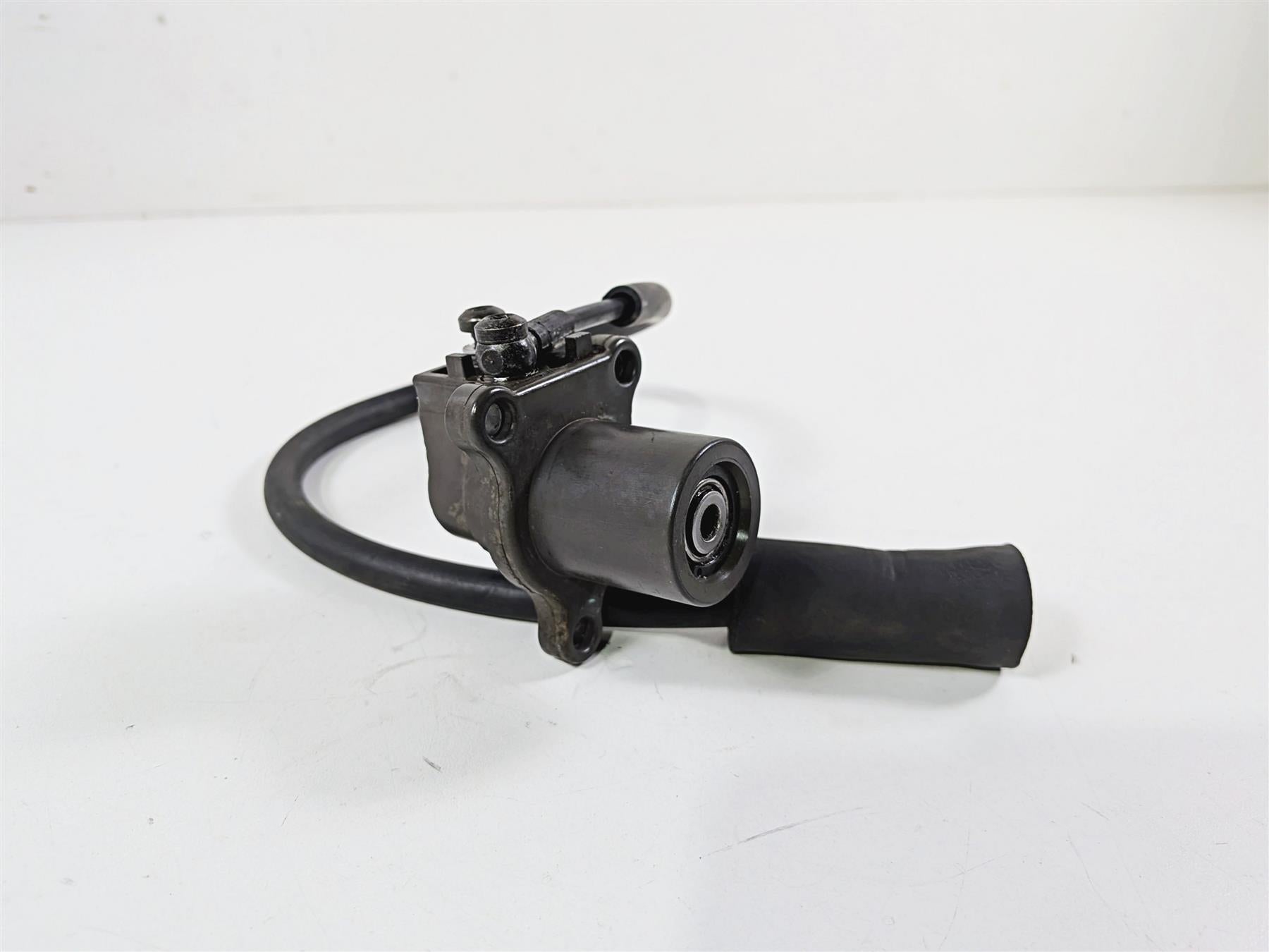 2002 BMW K1200LT 89V3 Clutch Slave Cylinder - Tested 21522333433 {{ shop.shopifyCountryName }} - Mototech271
