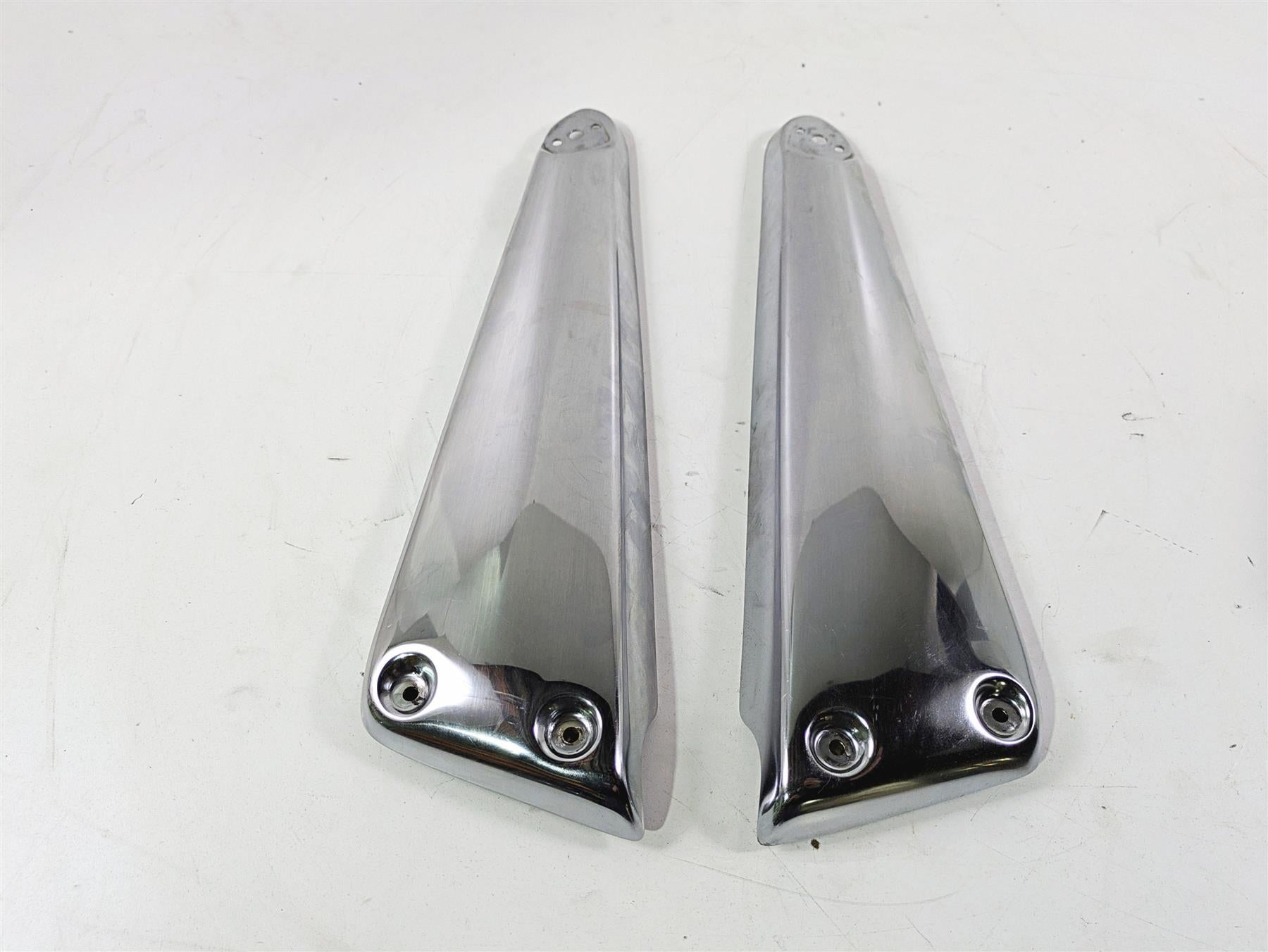 2006 Triumph Rocket 3 Rear Chrome Side Guards Covers Struts T2081425 T2081430 {{ shop.shopifyCountryName }} - Mototech271