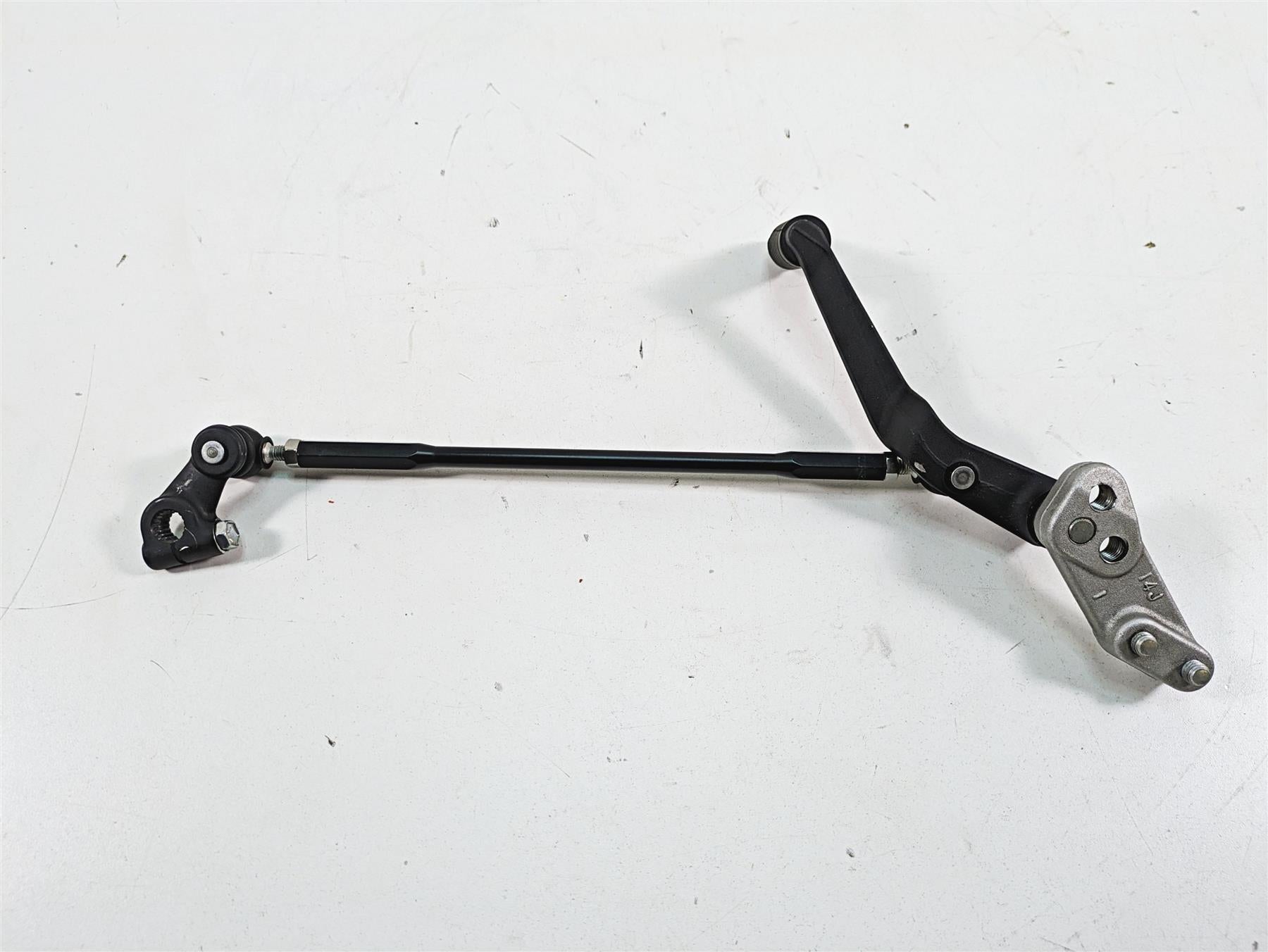 2022 Suzuki GSXR 750 Gear Selector Shifter Pedal & Rod Set 25600-14J10 {{ shop.shopifyCountryName }} - Mototech271
