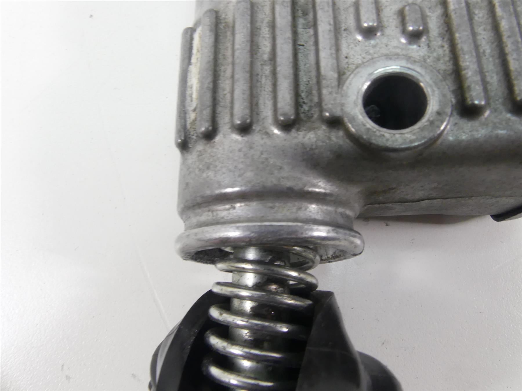 2003 Harley Sportster XL1200 C 100th Anniv Rear Brake Master Cylinder 42472-87 {{ shop.shopifyCountryName }} - Mototech271