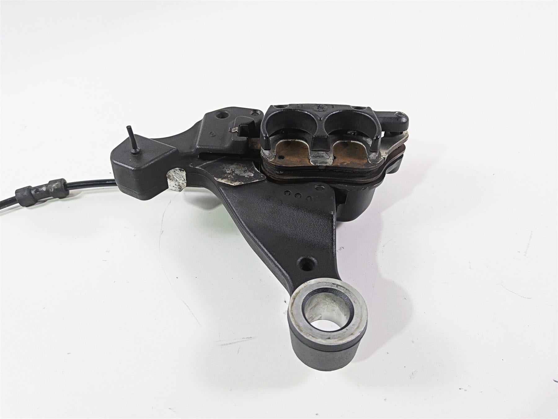 2014 Harley FXDF Dyna Fat Bob Rear Brake Caliper & Bracket 40908-08 {{ shop.shopifyCountryName }} - Mototech271