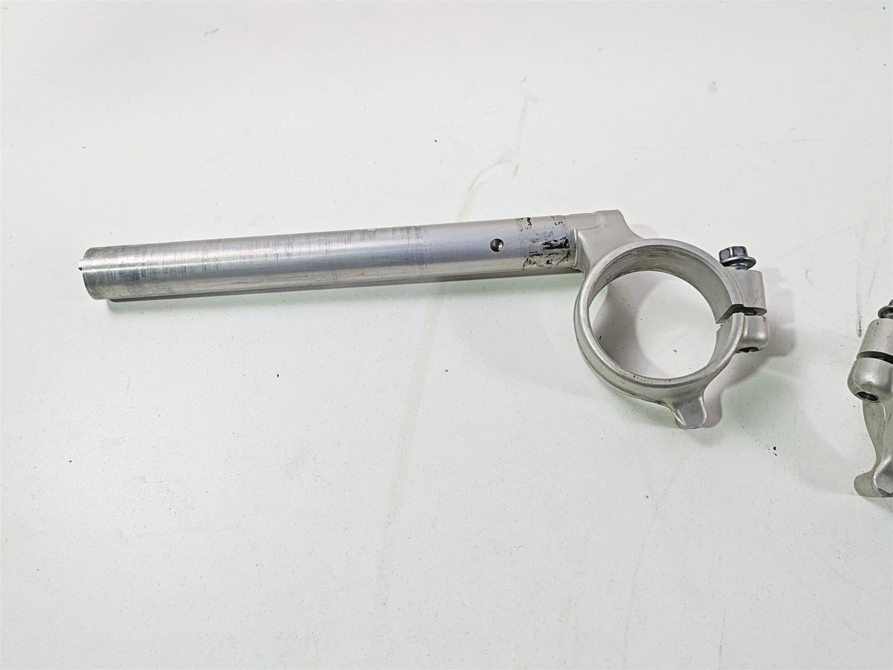 2006 Suzuki GSXR1000 K6 Clip On Handlebar Set 56151-41G00 56111-41G00 {{ shop.shopifyCountryName }} - Mototech271
