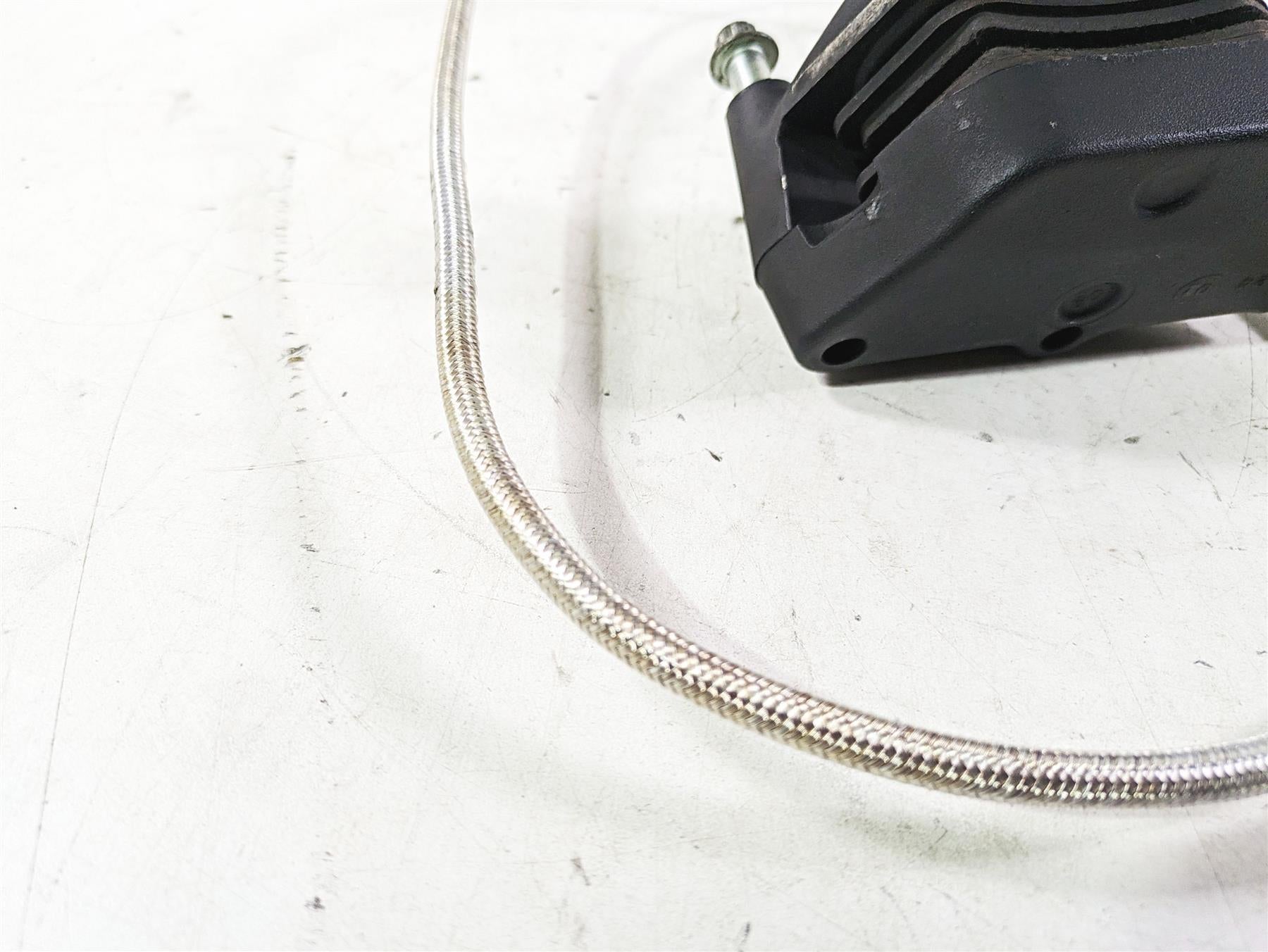 2002 Harley FLSTC Softail Heritage Classic Front Brake Caliper + Line 44046-00D | Mototech271