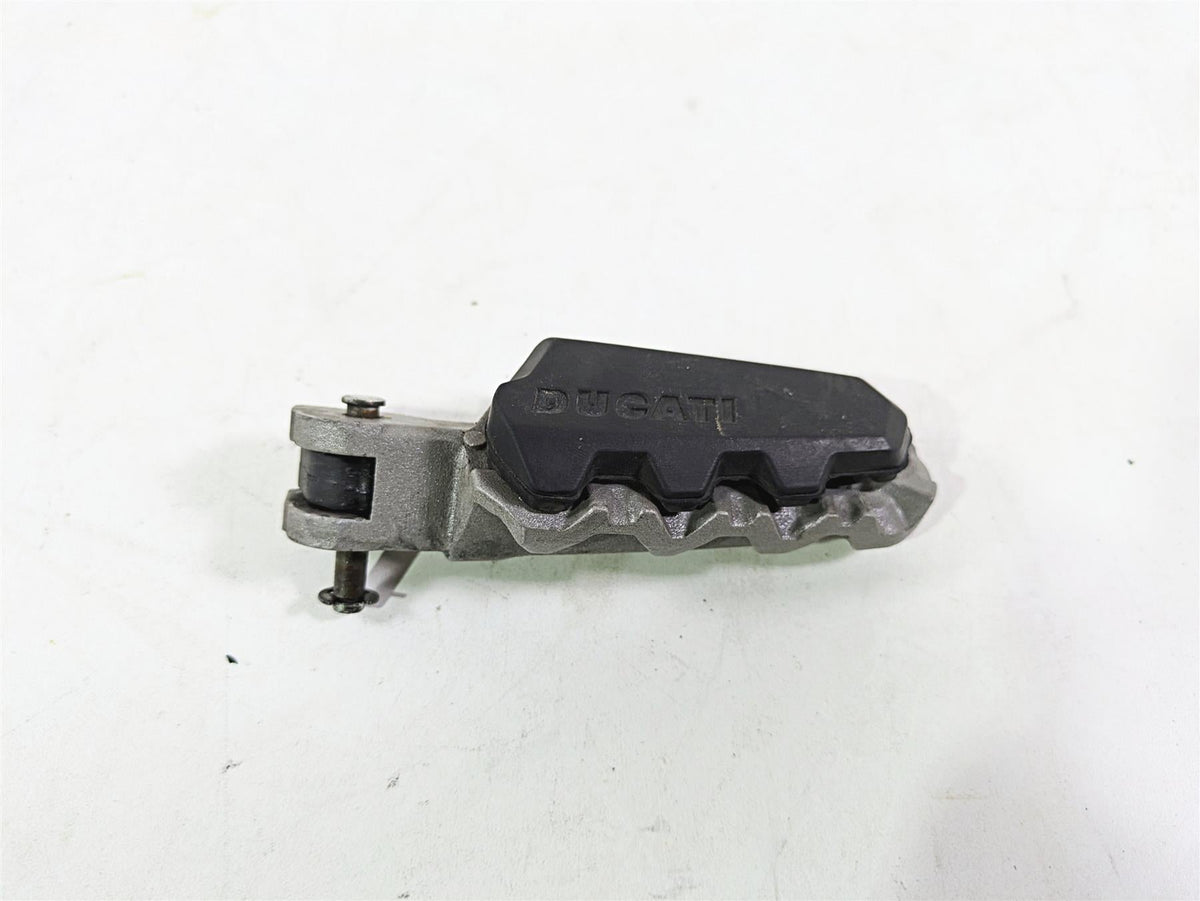2013 Ducati Hyperstrada 821 Right Rear Passenger Footpeg 46410591AA {{ shop.shopifyCountryName }} - Mototech271