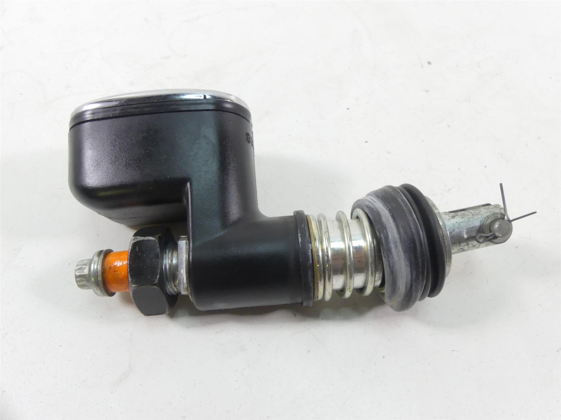 2004 Harley FLHTC SE CVO Electra Glide Rear Brake Master Cylinder 41754-00 {{ shop.shopifyCountryName }} - Mototech271