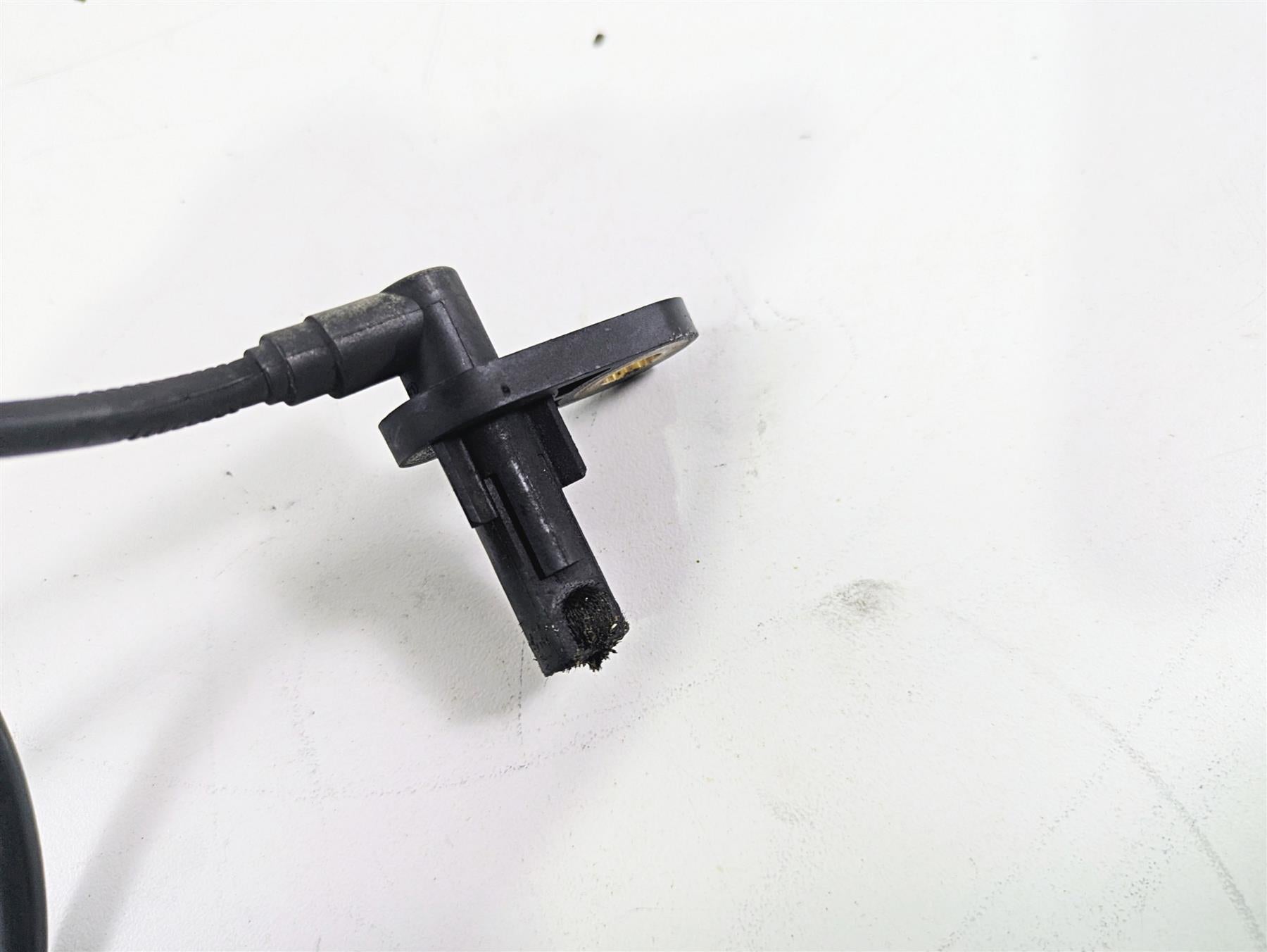 2016 Kawasaki ZX10R Ninja Rear Abs Brake Wheel Speed Sensor 21176