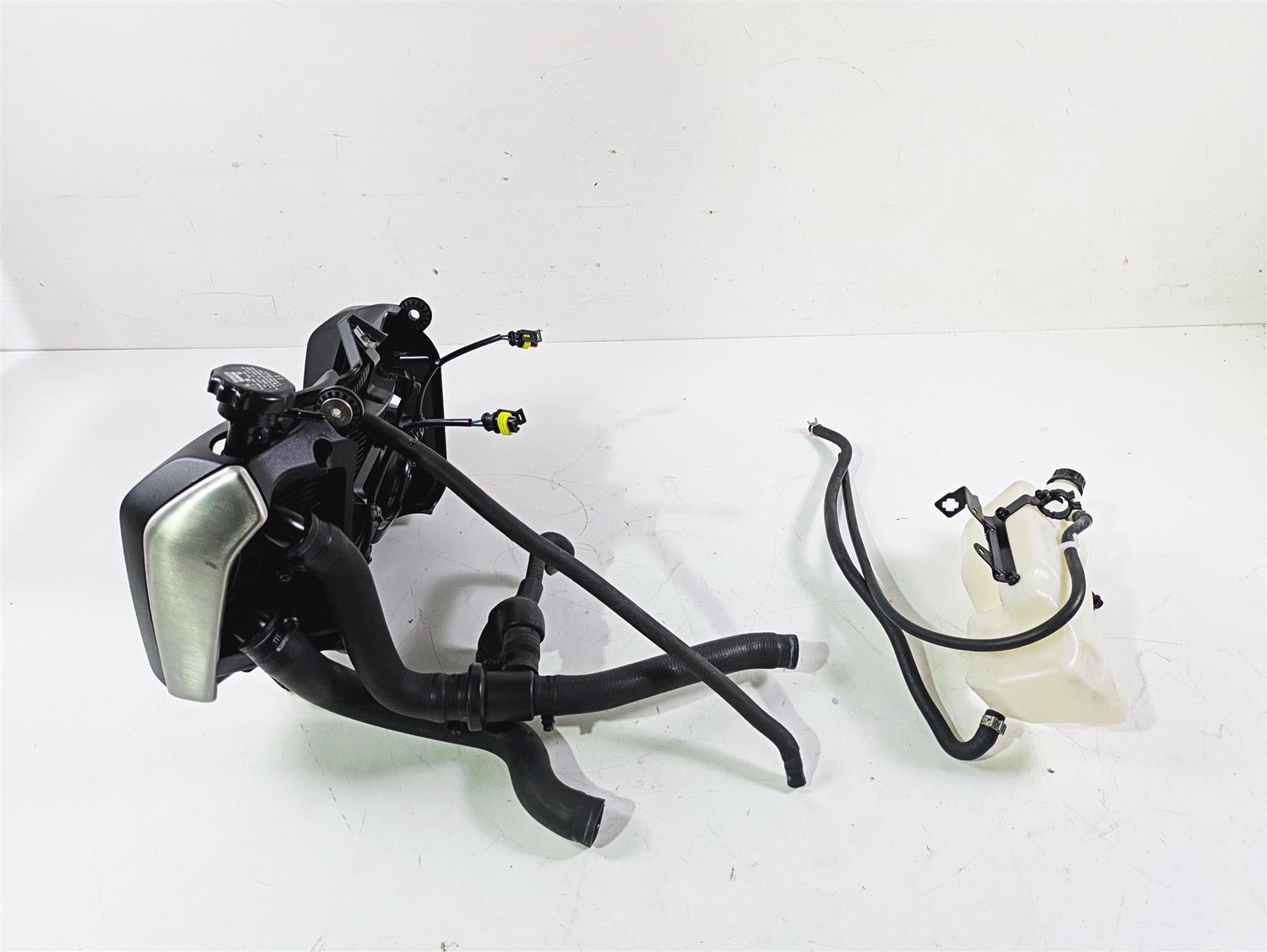 2016 Ducati Monster 1200 S Radiator Fan Hoses Reservoir & Covers 54841025A {{ shop.shopifyCountryName }} - Mototech271