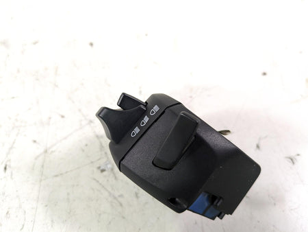 2022 BMW R1250 RT K052 Left Hand Screen Blinker Control Switch 61319829387 {{ shop.shopifyCountryName }} - Mototech271