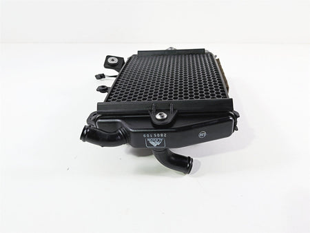 2022 Triumph Tiger 900 GT Pro Left Coolant Radiator And Fan T2104610 {{ shop.shopifyCountryName }} - Mototech271