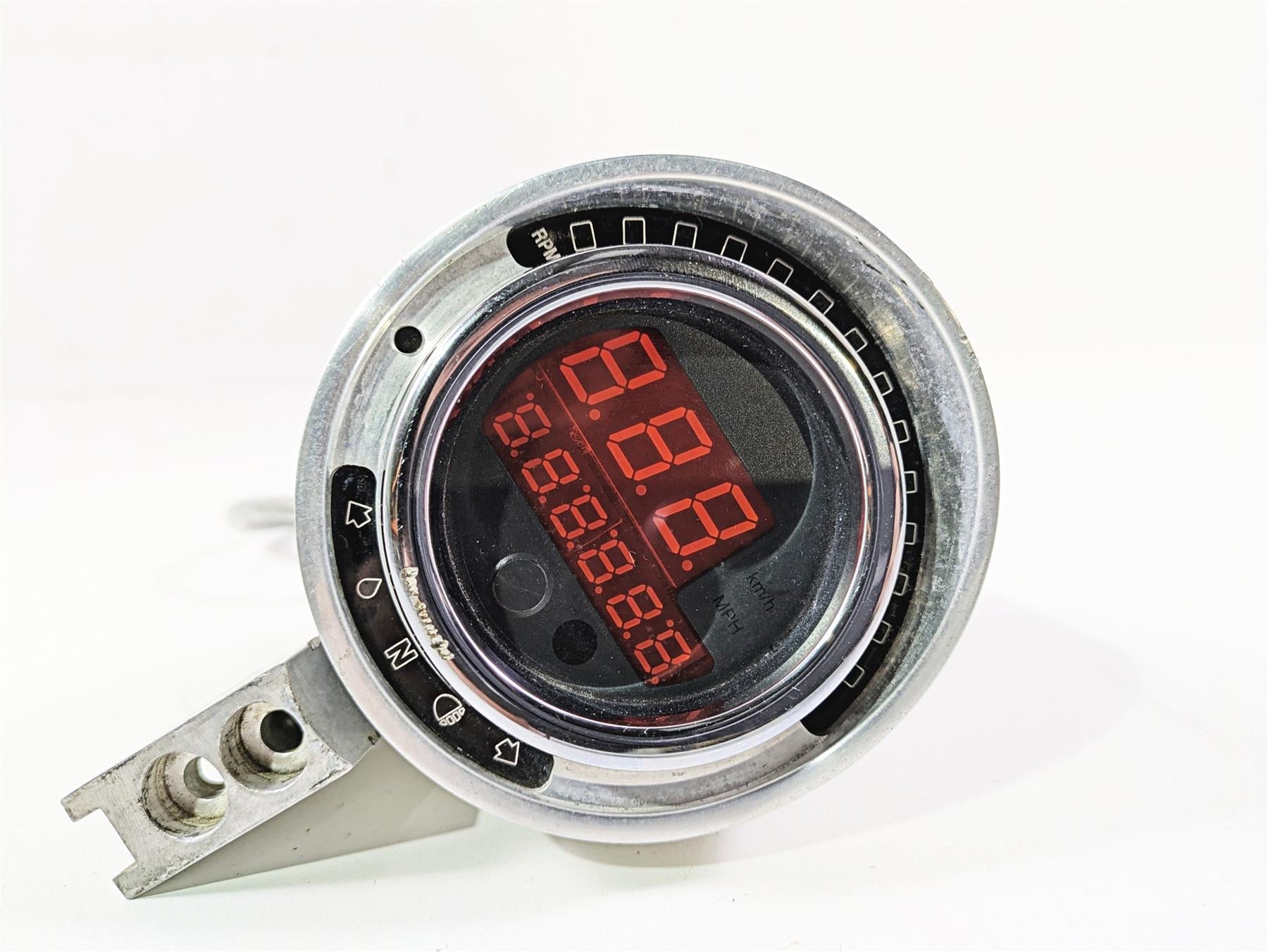 2004 Big Dog Chopper Speedometer Gauge Instrument & Housing READ 150-000008-01 {{ shop.shopifyCountryName }} - Mototech271