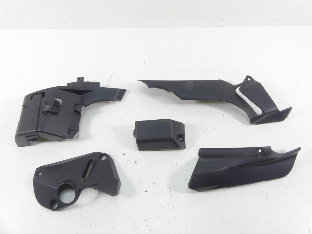 2017 Ducati Monster 1200 S Engine & Frame Infill Cover Fairing Set 48212371A {{ shop.shopifyCountryName }} - Mototech271