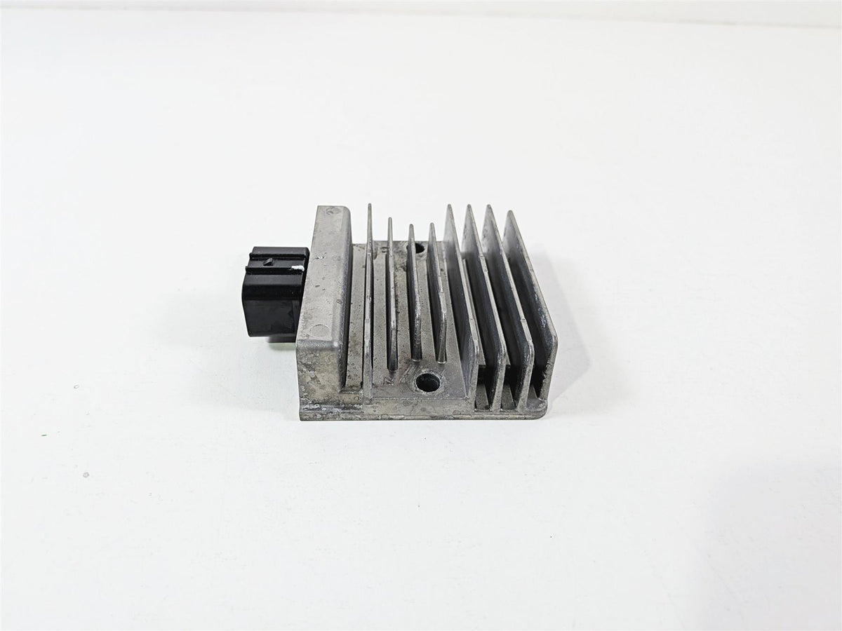 2024 Kawasaki EX500 Ninja 40th An. Rectifier Voltage Regulator 21066-0761 {{ shop.shopifyCountryName }} - Mototech271