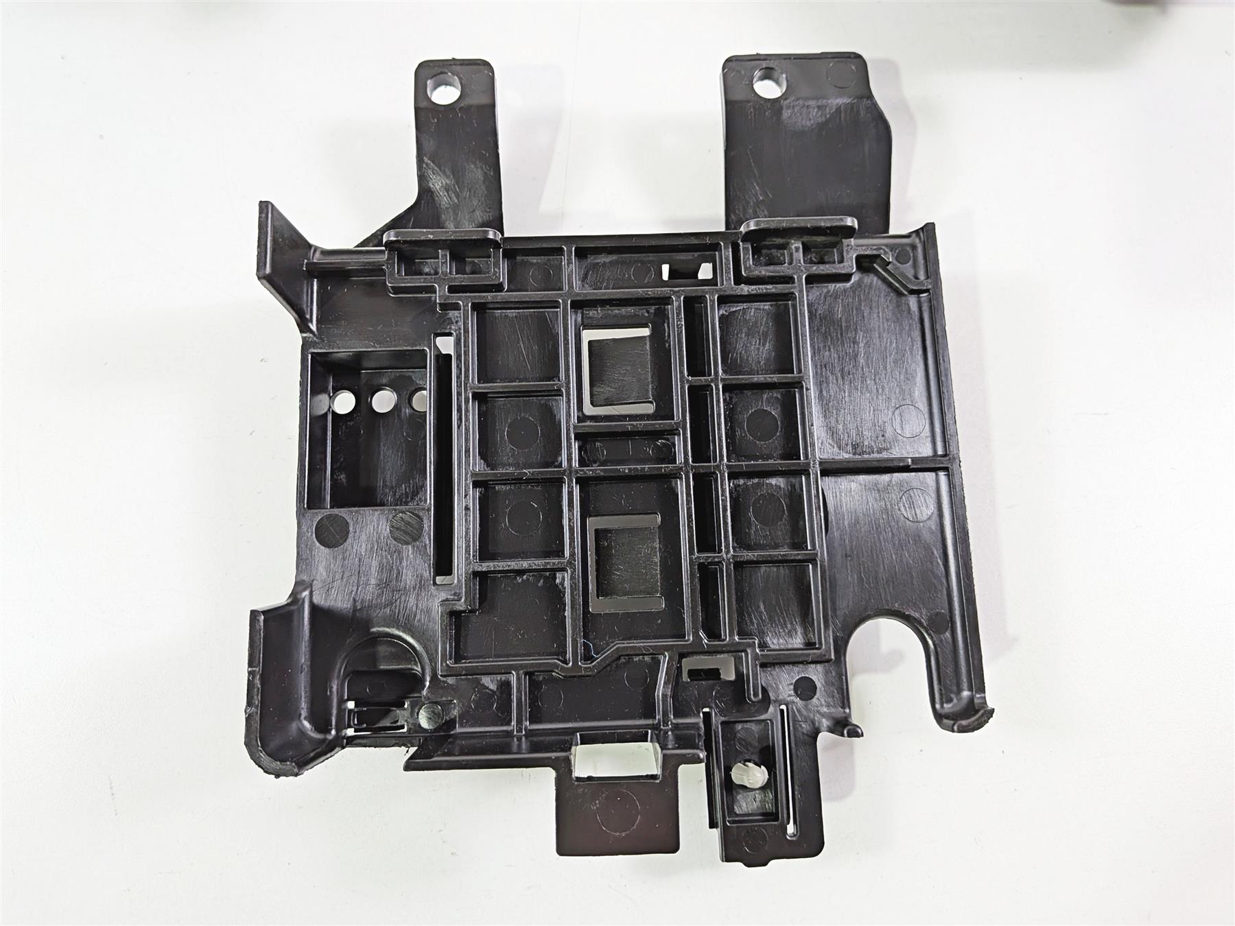 2018 Harley FLHTCU Touring Electra Glide Battery Tray & Ecm Holder 66000010A-Mototech271