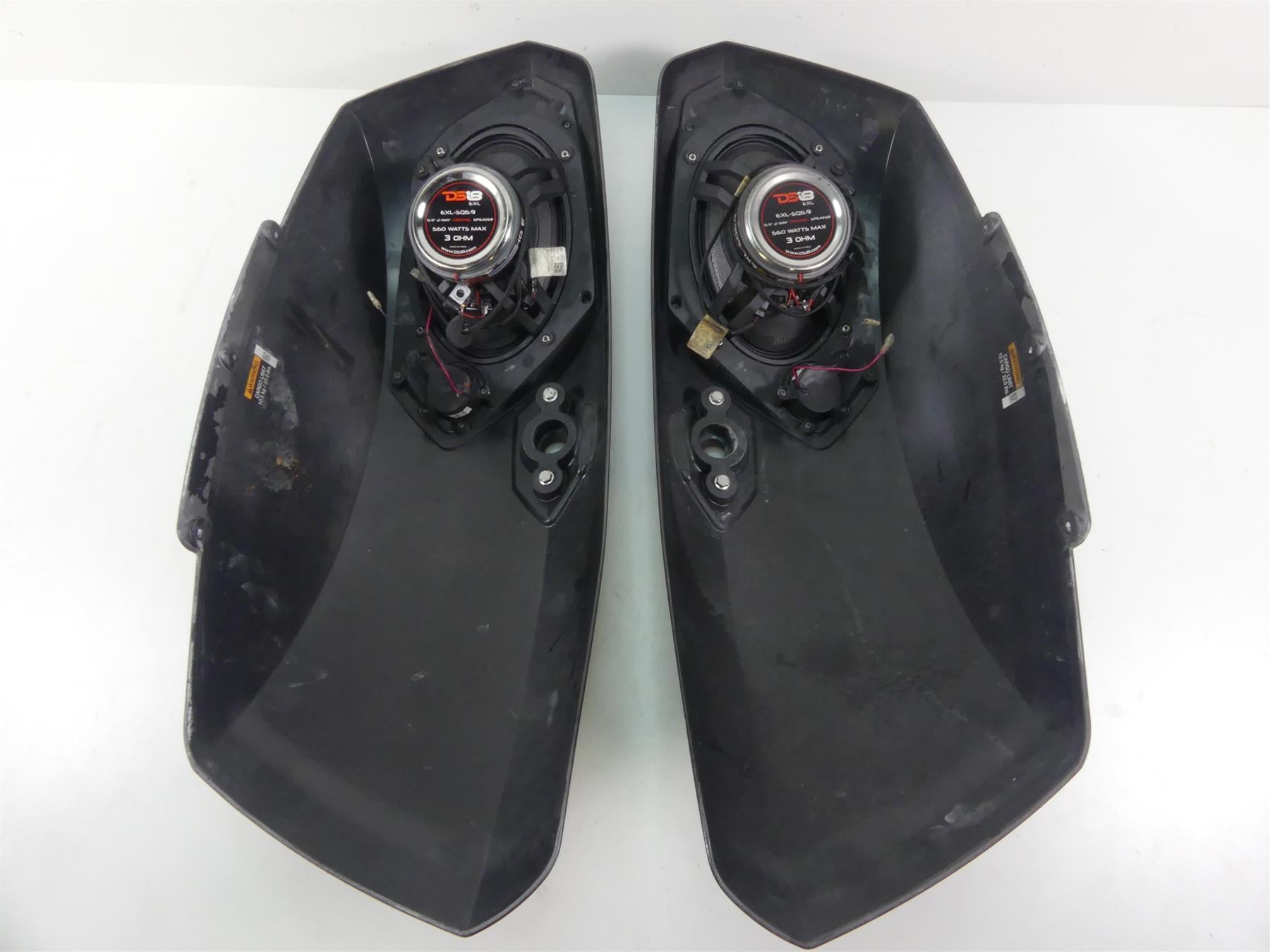 2015 Victory Cross Country 8 Ball L+R Saddle Bag Lid & DS18 Speaker 5438482 {{ shop.shopifyCountryName }} - Mototech271