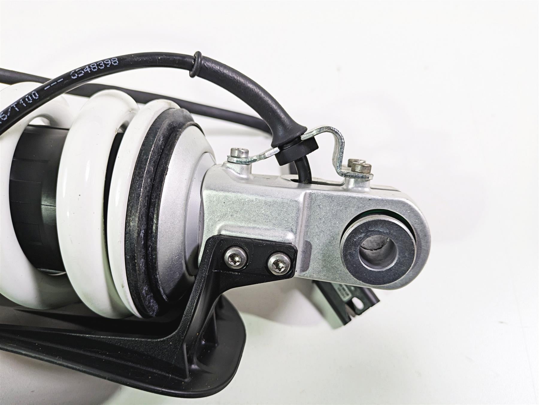 2021 BMW R1250GS K51 Adv Rear Shock Damper Esa Low 33548563287 {{ shop.shopifyCountryName }} - Mototech271