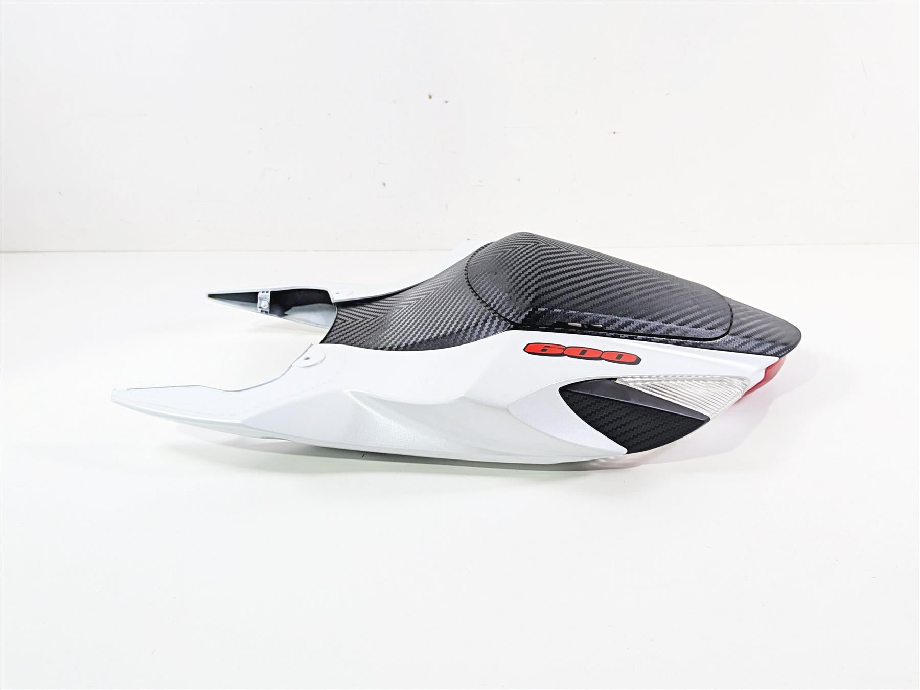 2024 Suzuki GSXR600 Full Tail Fairing Taillight Blinker 47100-14J10 47200-14J10 {{ shop.shopifyCountryName }} - Mototech271