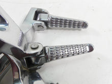 Load image into Gallery viewer, 2001 Kawasaki ZX600J2 ZX6R Ninja Chrome Passenger Footpeg Set 35063-0032 | Mototech271

