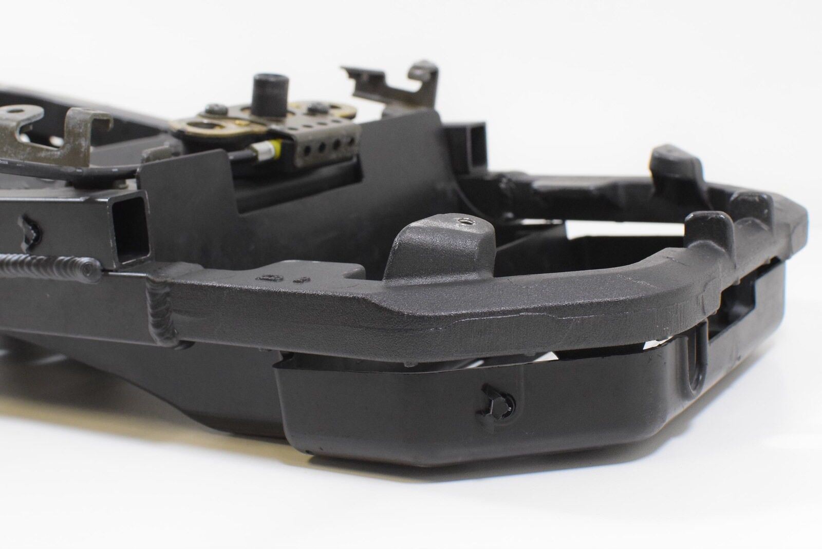 2005 Kawasaki ZX10R ZX10 R Ninja Subframe Sub Frame Inner Fender 32160-0024 {{ shop.shopifyCountryName }} - Mototech271