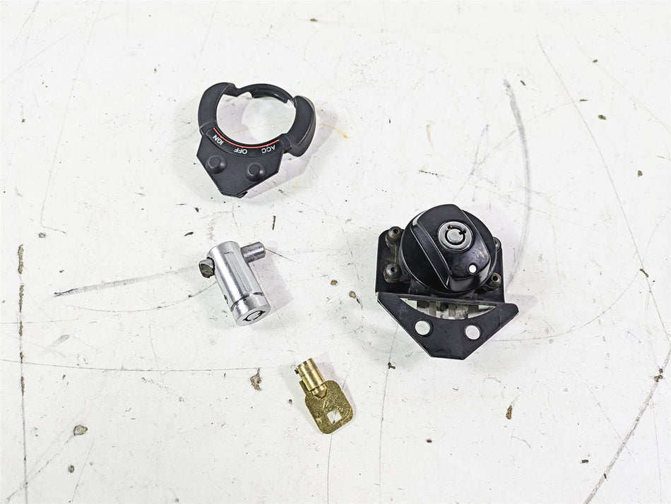 2012 Harley VRSCF Muscle V Rod Ignition Switch Key Lock Set 70020-05 {{ shop.shopifyCountryName }} - Mototech271