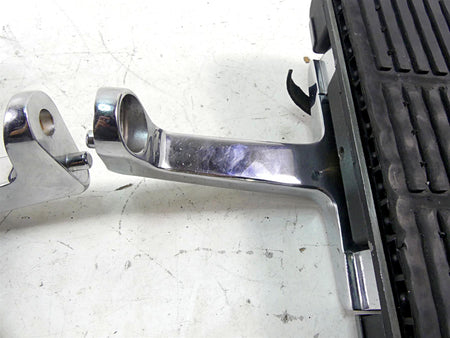 2002 Harley Touring FLHTC Electra Glide Passenger Floor Board Set 52719-93B {{ shop.shopifyCountryName }} - Mototech271