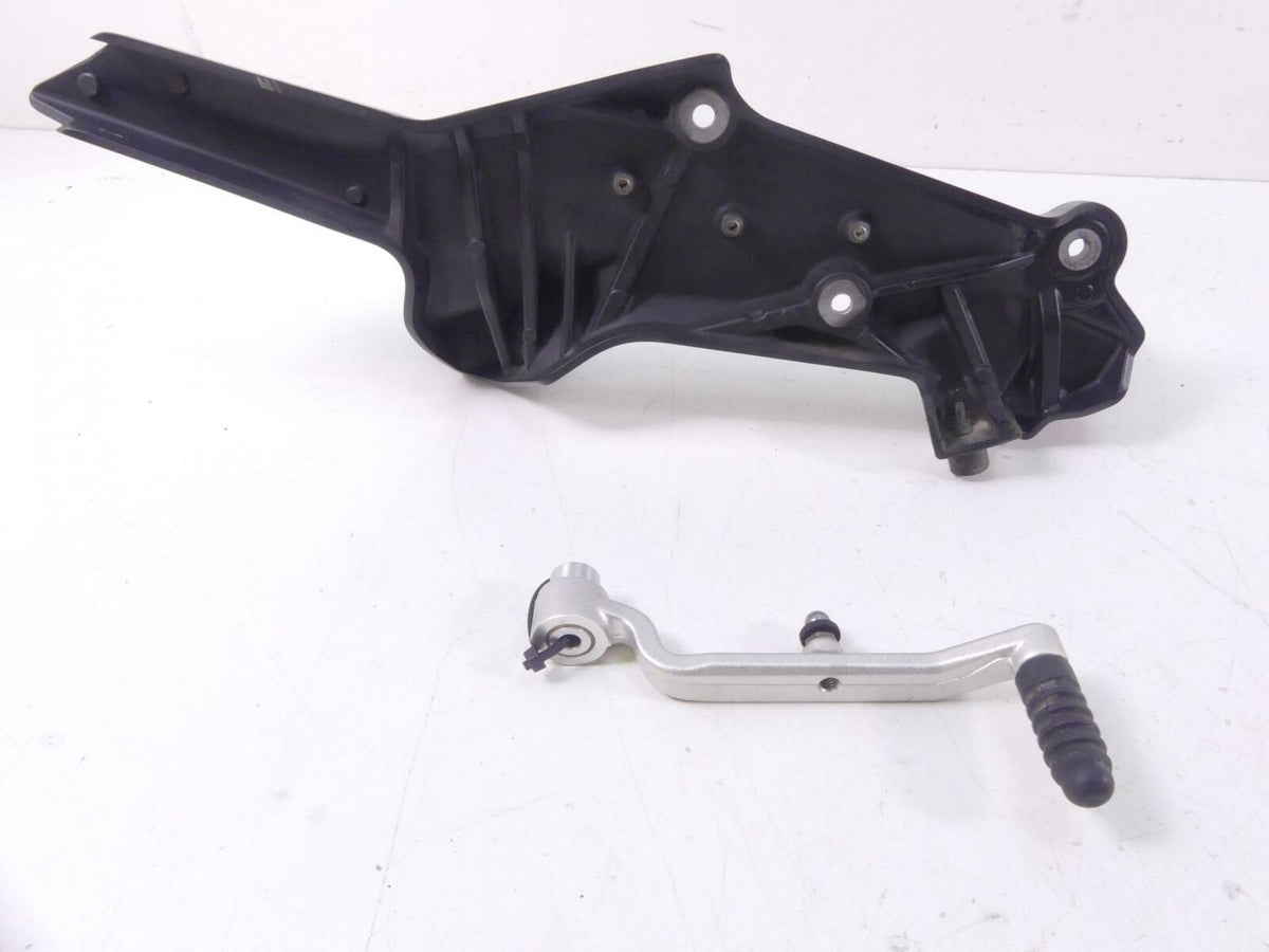 2018 BMW K1600 Bagger Left Side Footpeg Foot Peg Shift Pedal Set 46718559649 {{ shop.shopifyCountryName }} - Mototech271