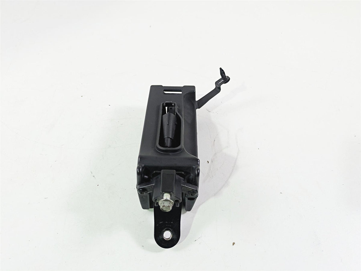2020 Harley Softail FXST Standard Horn Mount & Wiring Box 69202599 {{ shop.shopifyCountryName }} - Mototech271