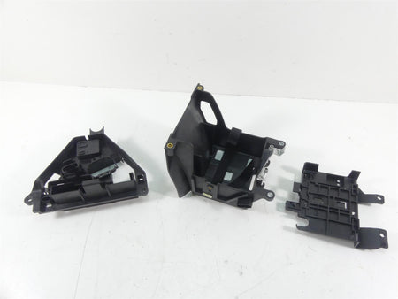 2014 Harley Touring FLHX Street Glide Electrical Plastic Holder Set 66000010 {{ shop.shopifyCountryName }} - Mototech271