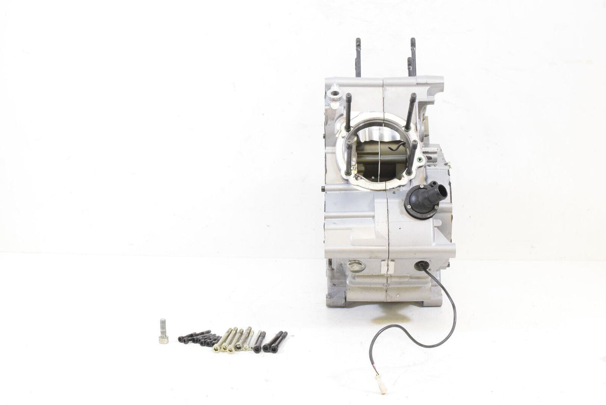 2017 Ducati Multistrada 1200 ABS Crank Case Engine Motor Crankcase 225Z0061B {{ shop.shopifyCountryName }} - Mototech271