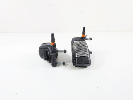 2020 Harley Touring FLTRK Road Glide Front Brake Caliper Set 43027-08 44023-08 {{ shop.shopifyCountryName }} - Mototech271