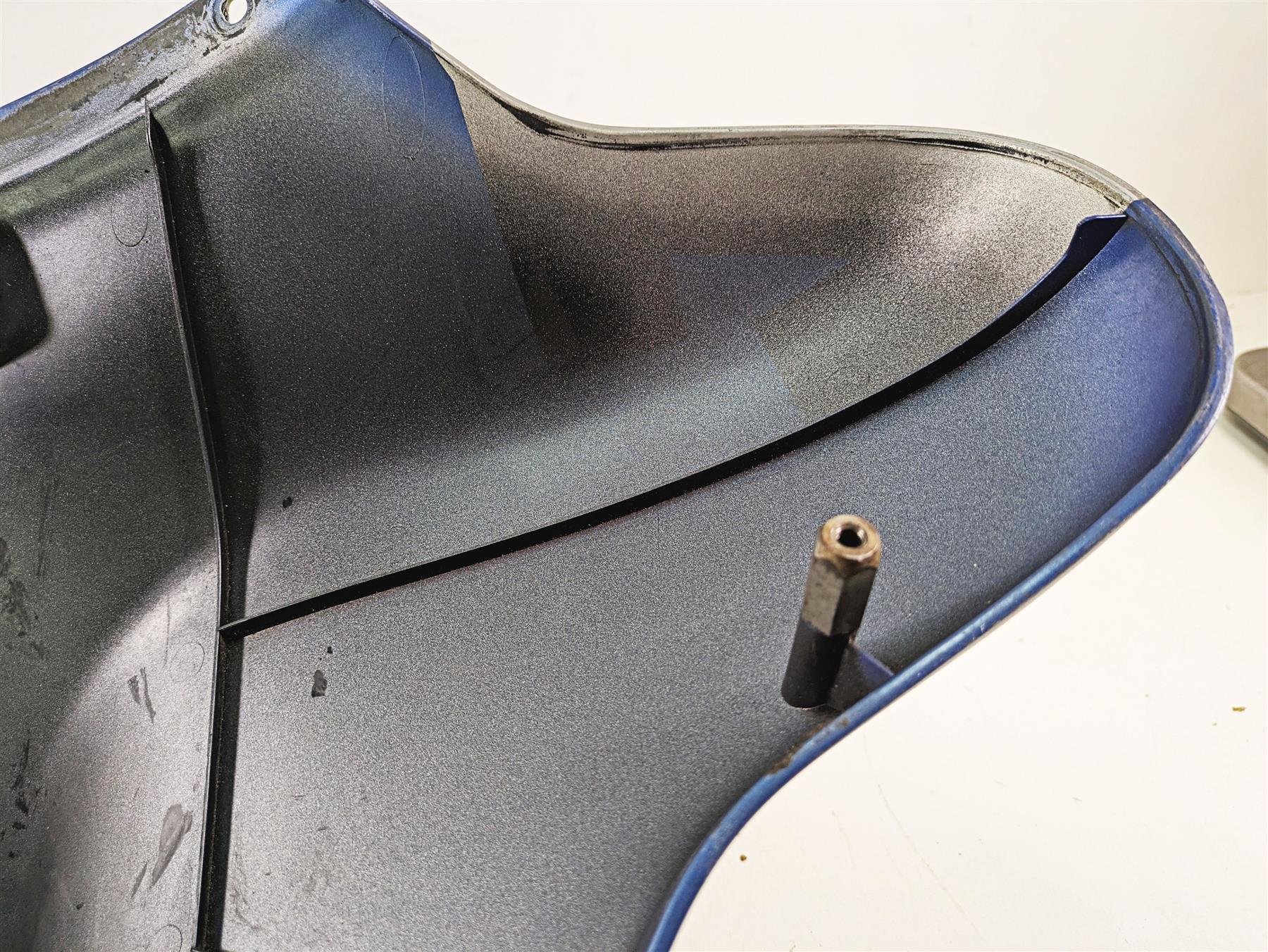 2005 Harley Touring FLHTCUI Electra Glide Front Outer Fairing Batwing 58236-96 {{ shop.shopifyCountryName }} - Mototech271