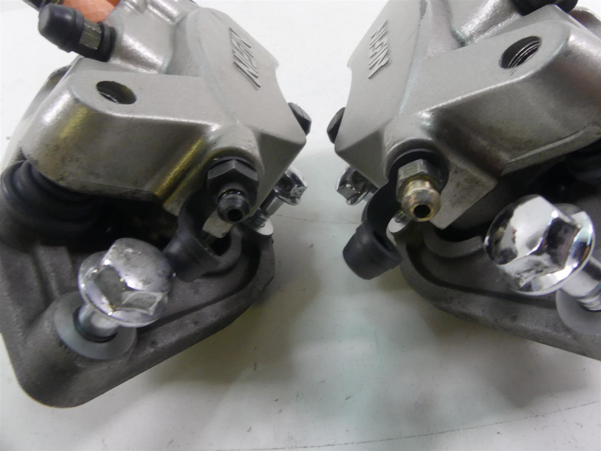 2005 Honda V-Twin VTX1800 S3 Front Nissin Brake Caliper Set 45250-MCV-006 {{ shop.shopifyCountryName }} - Mototech271