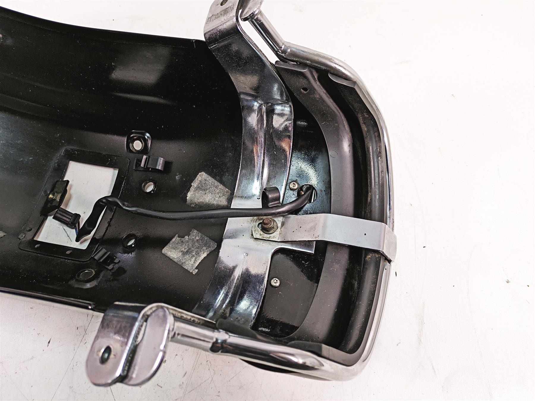 2009 Harley Touring FLHTCU Electra Glide Rear Fender & Bumper 59579-09 {{ shop.shopifyCountryName }} - Mototech271