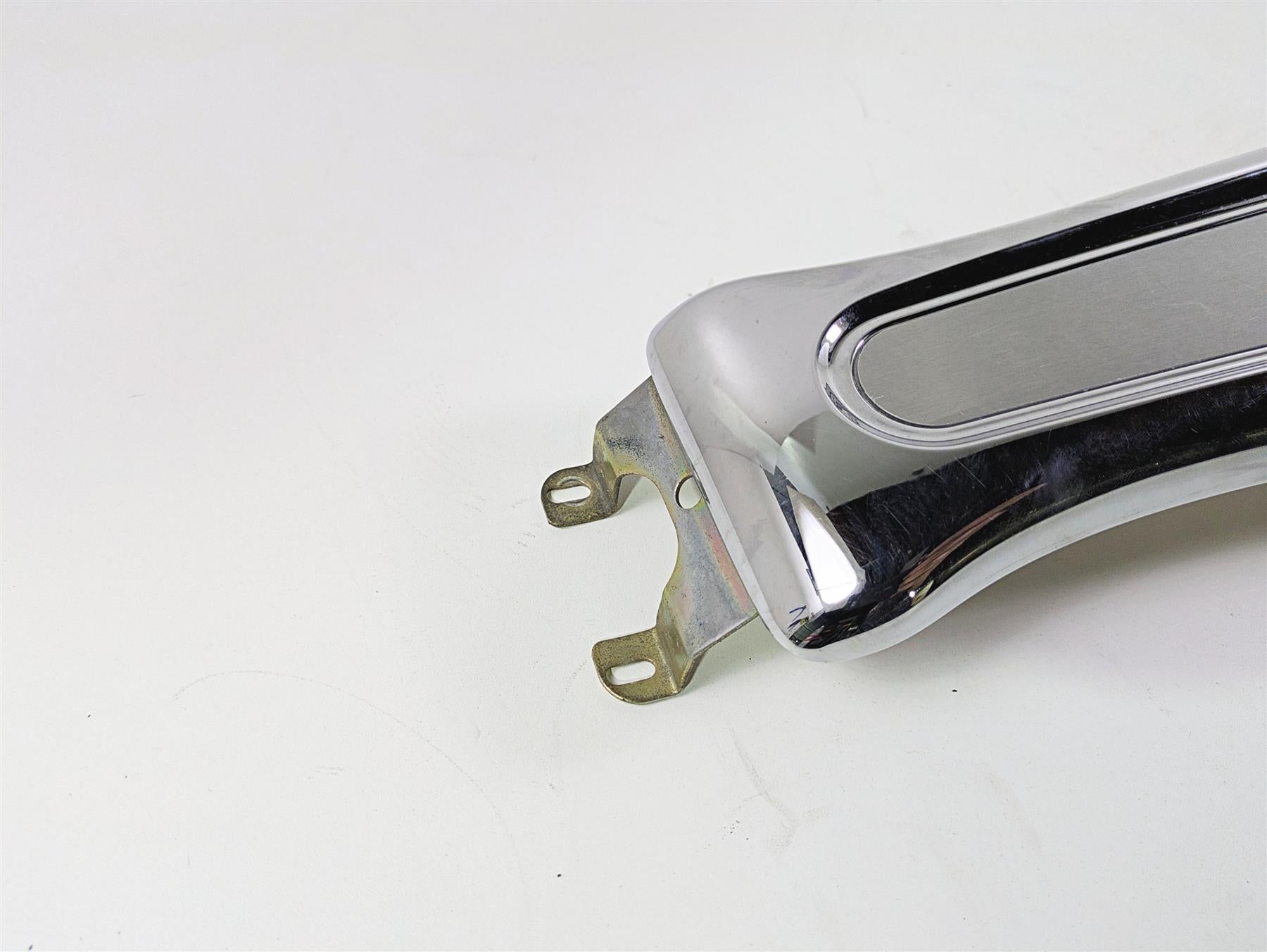 2004 Harley Softail FXSTDI Deuce Tank Chrome Dash Console Cover 71439-00 {{ shop.shopifyCountryName }} - Mototech271