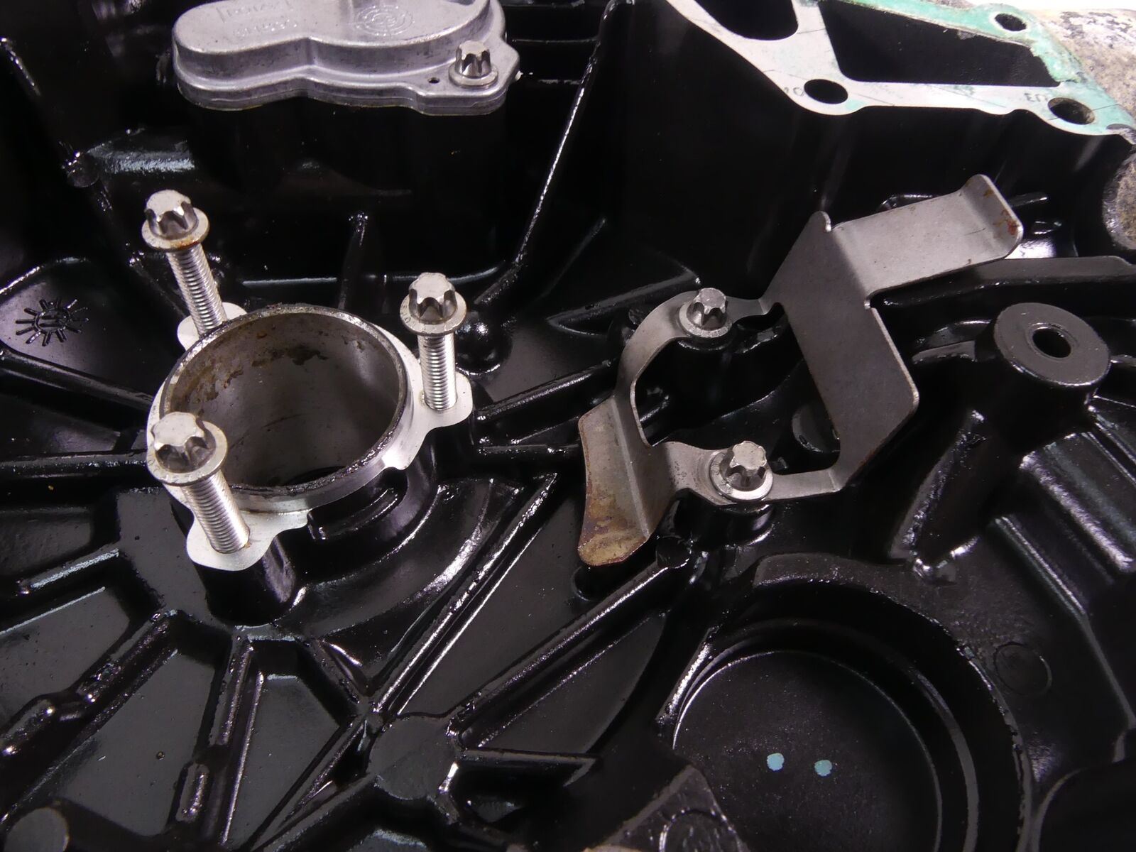 2011 Sea-Doo 4-Tec GTI SE 130 Timing Drive & Water Pump Cover 420910527 {{ shop.shopifyCountryName }} - Mototech271