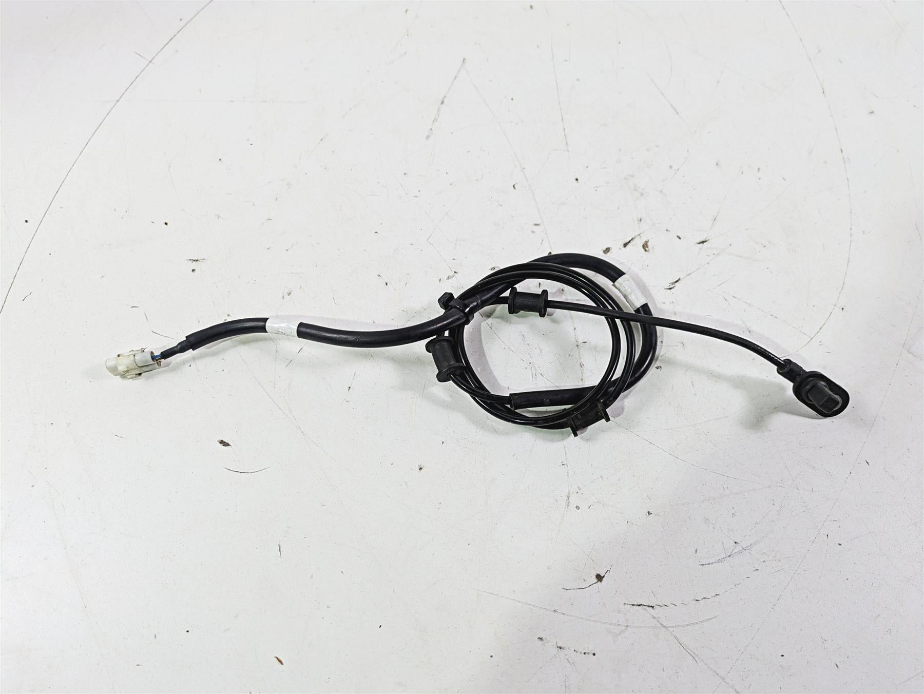 2012 Yamaha XT1200 Super Tenere Front Abs Brake Wheel Speed Sensor 23P-85970-00 {{ shop.shopifyCountryName }} - Mototech271