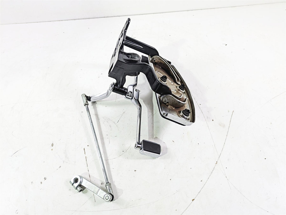 2004 Harley Softail FLSTF Fat Boy Front Left Floorboard Shifter Set 33630-00A {{ shop.shopifyCountryName }} - Mototech271