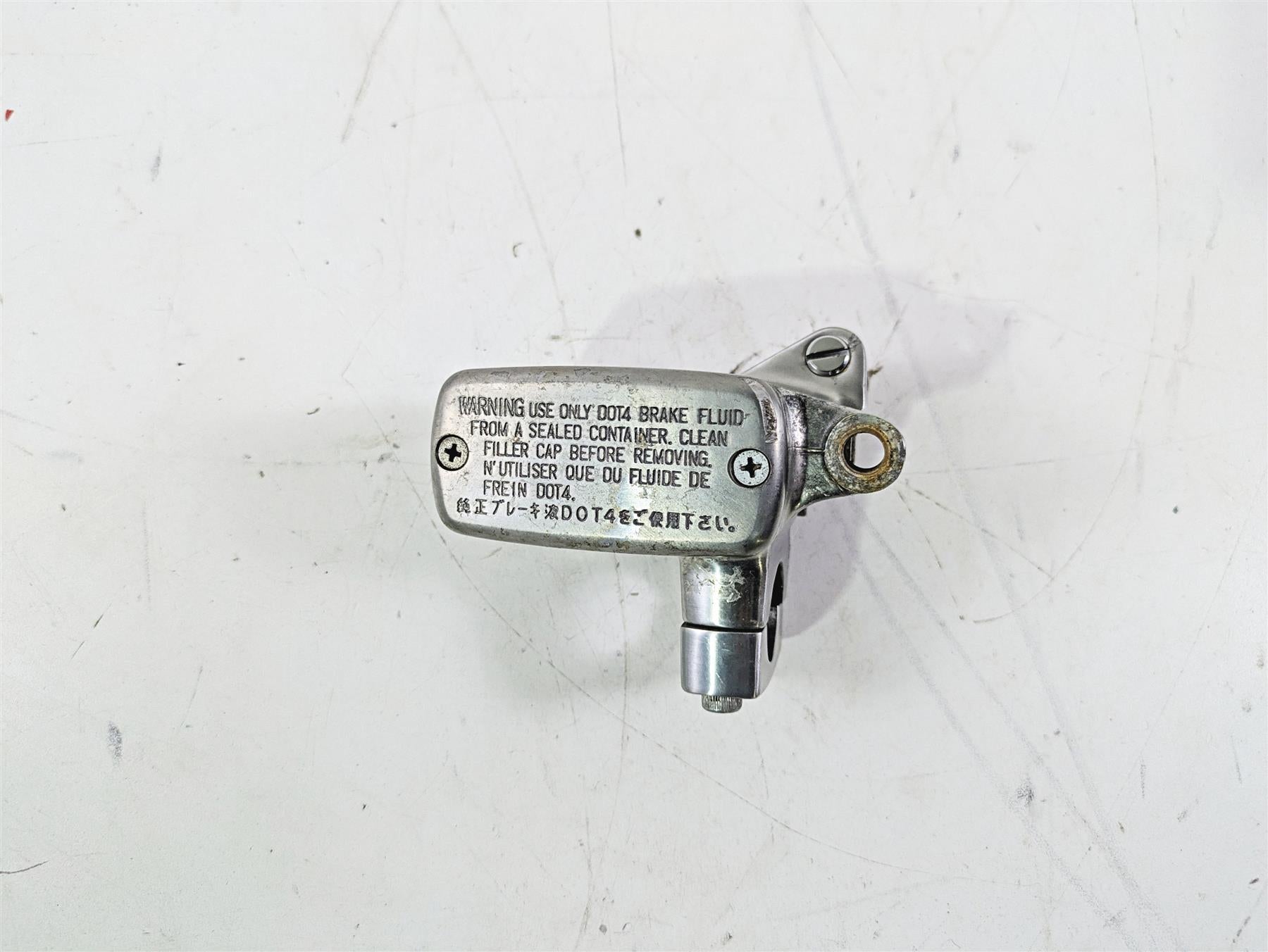 2002 Honda V-Twin VTX1800 C Front Brake Master Cylinder 45510-MZ0-A41 {{ shop.shopifyCountryName }} - Mototech271