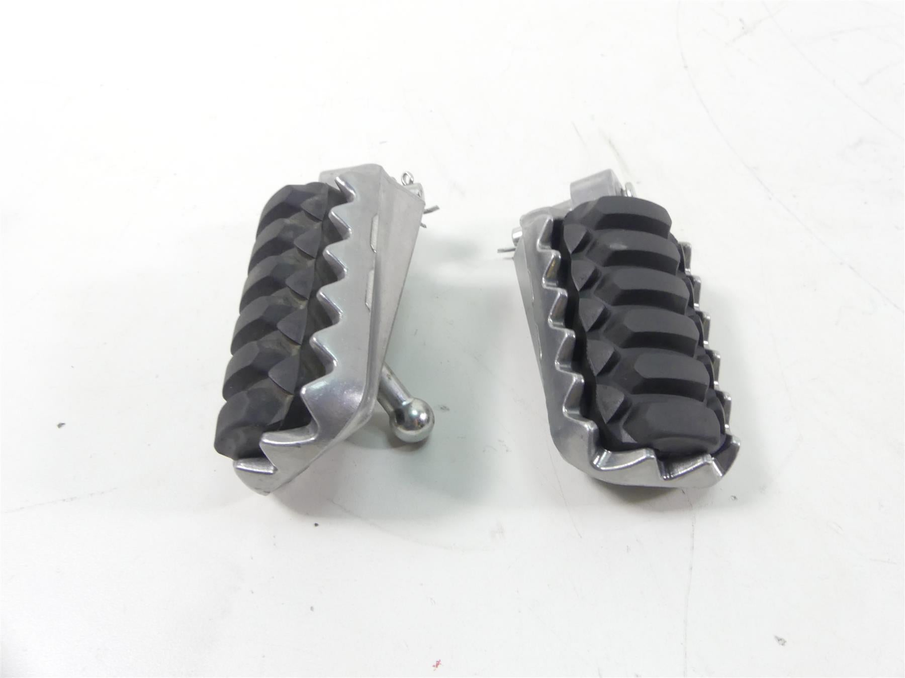 2017 Yamaha XT1200Z Super Tenere Front Rider Driver Footpeg Set 23P-27451-00-00 {{ shop.shopifyCountryName }} - Mototech271