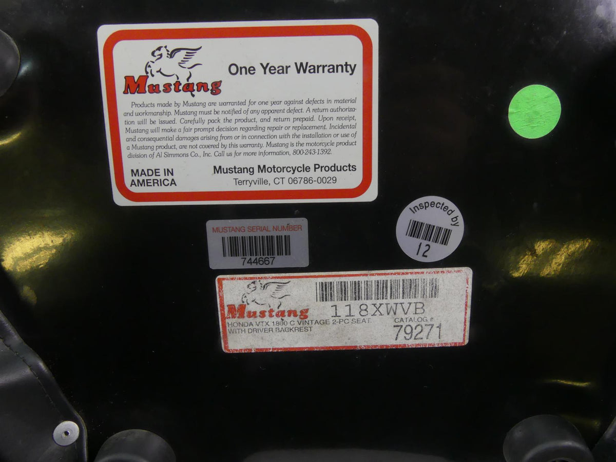 2006 Honda VTX1800 C2 Mustang Sport Touring 2-Piece Dual Seat Saddle Set 79271 {{ shop.shopifyCountryName }} - Mototech271