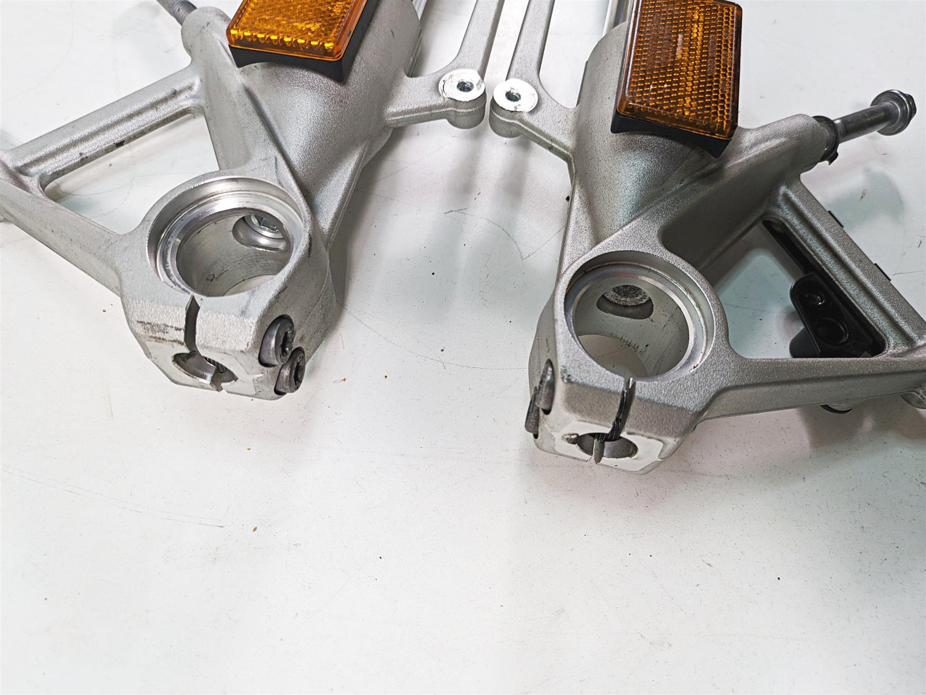 2015 BMW S1000RR K46 Straight Ddc Esa Front Fork Leg Set 31428548865 31428548864 {{ shop.shopifyCountryName }} - Mototech271