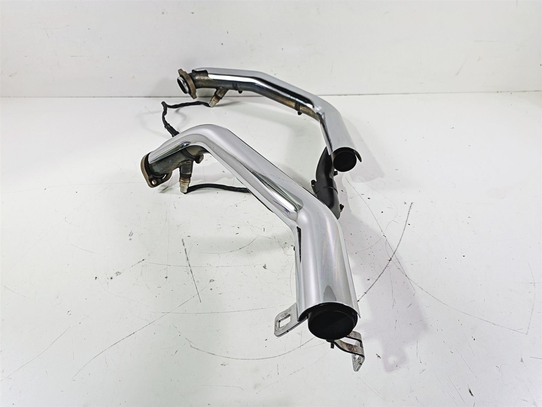 2007 Harley FXDWG Dyna Wide Glide Exhaust Header Manifold Set 65631-06 {{ shop.shopifyCountryName }} - Mototech271