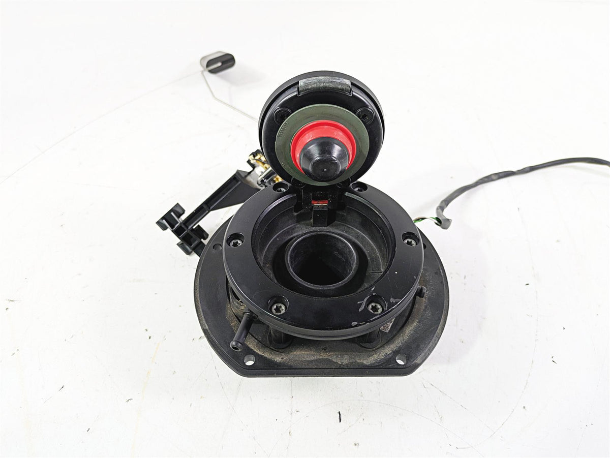 2022 Harley RA1250 S Pan America Fuel Gas Cap & Level Sending Unit 61200068 {{ shop.shopifyCountryName }} - Mototech271