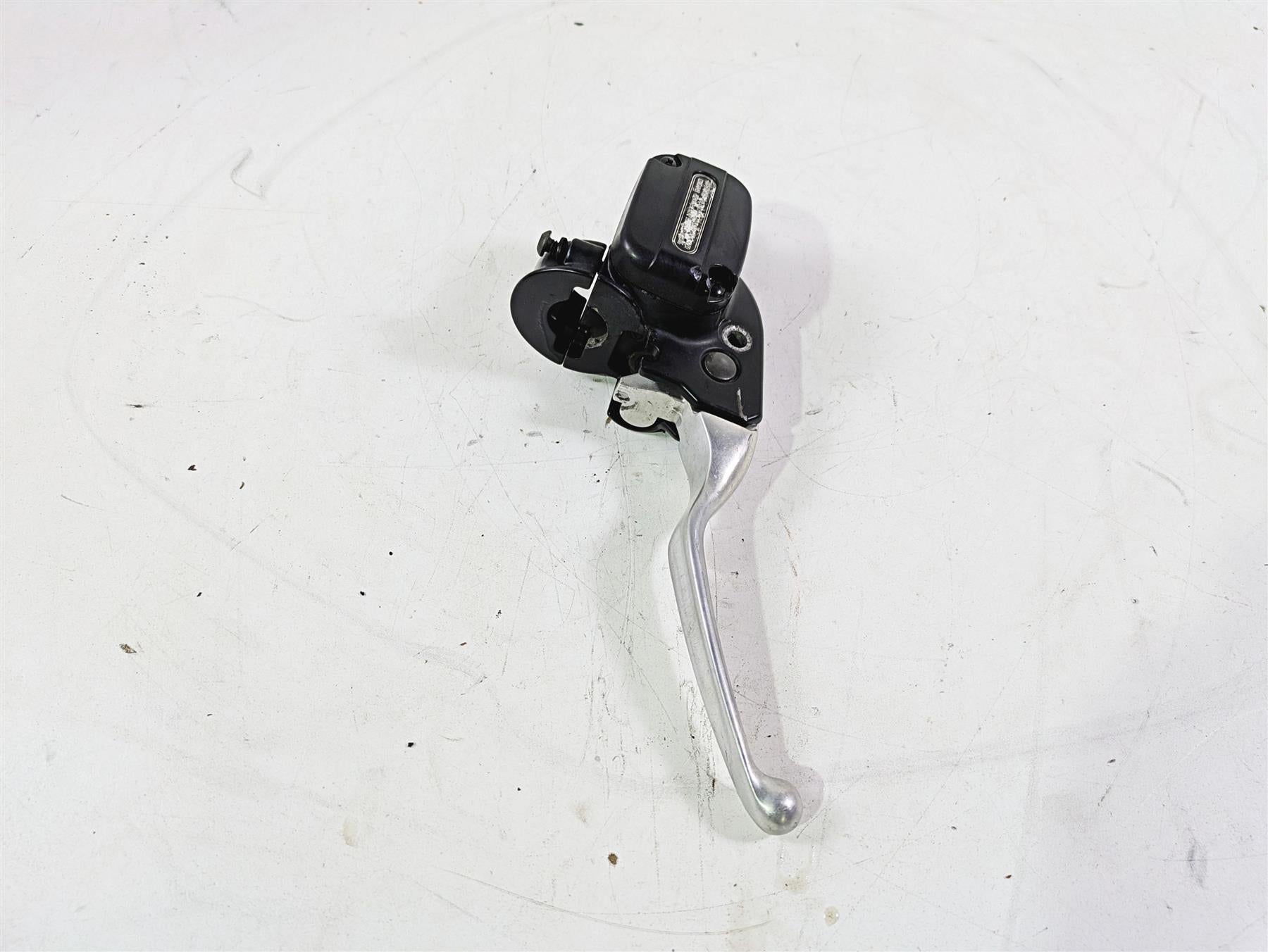 2013 Harley VRSCF Muscle Rod Brembo Front Brake Master Cylinder 11/16" 44551-08F {{ shop.shopifyCountryName }} - Mototech271