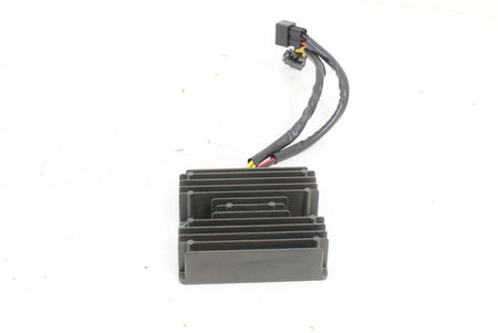 2009 Triumph Daytona 675 Rectifier Voltage Volts Regulator T1304040 {{ shop.shopifyCountryName }} - Mototech271