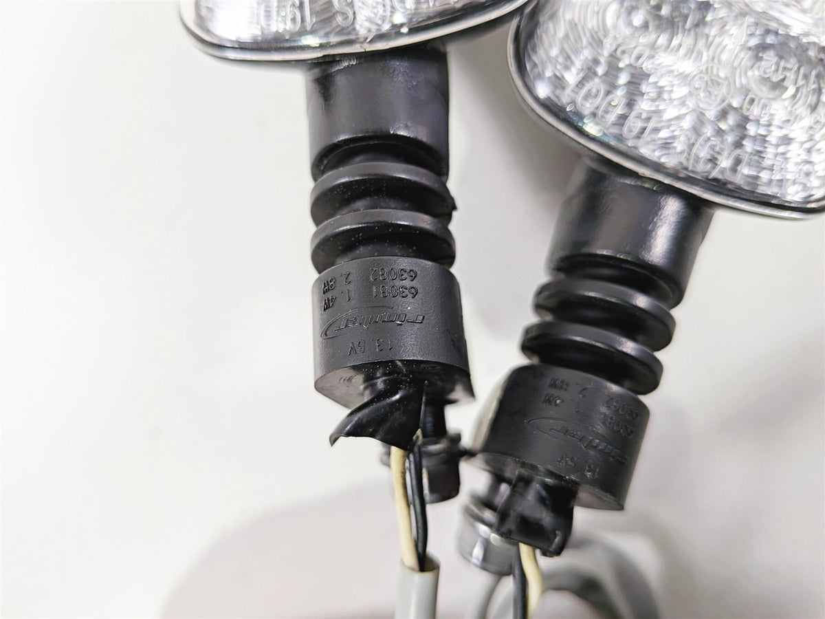 2022 Triumph Tiger 900 GT Pro Rear Led Blinker Turn Signal Set T2707333 {{ shop.shopifyCountryName }} - Mototech271