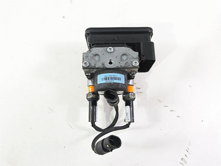 2018 Indian Chieftain Dark Horse Abs Brake Pump Module Unit 2204981 {{ shop.shopifyCountryName }} - Mototech271